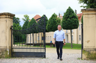 Lukas im Tor Park Schloss Rheinsberg